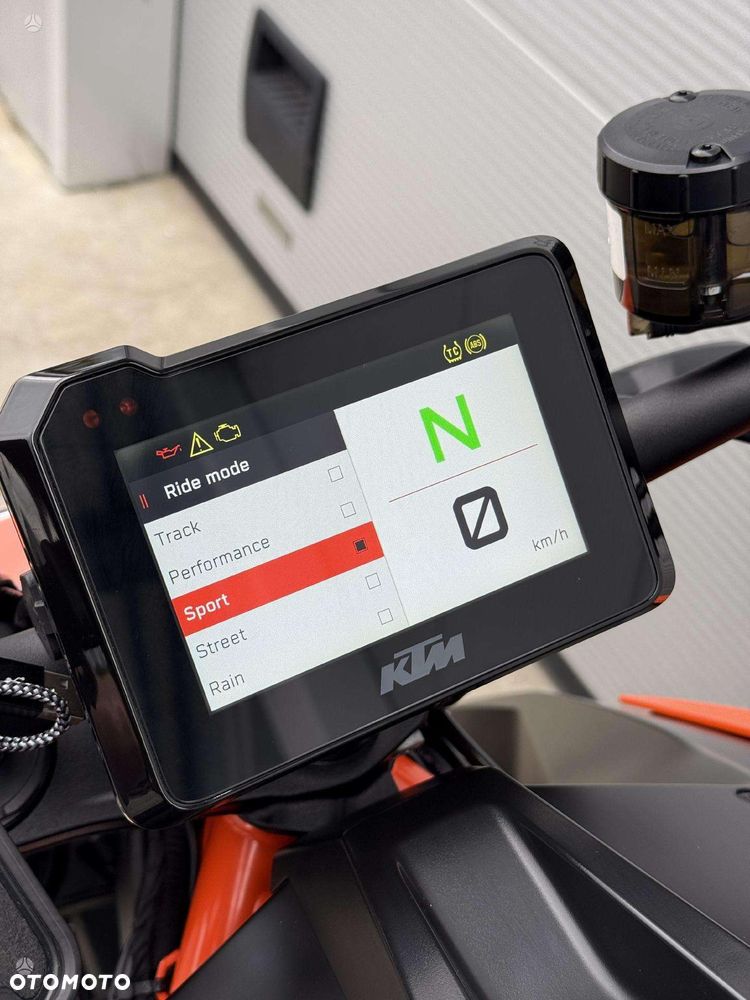 KTM Super Duke - 12
