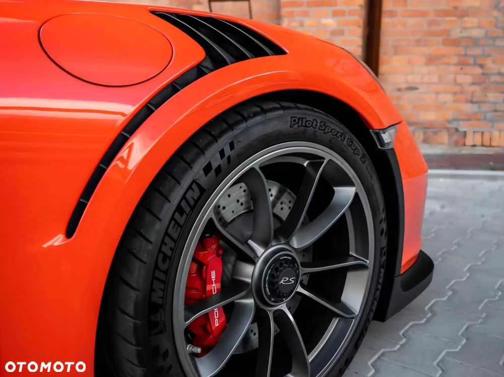 Porsche 911 GT3 RS - 8