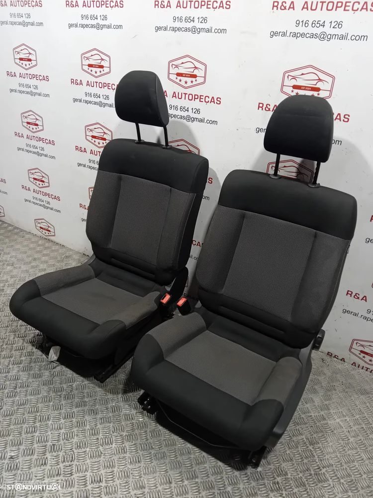 Conjunto de Bancos Citroën C4 Cactus em Tecido Imaculados Original - 11