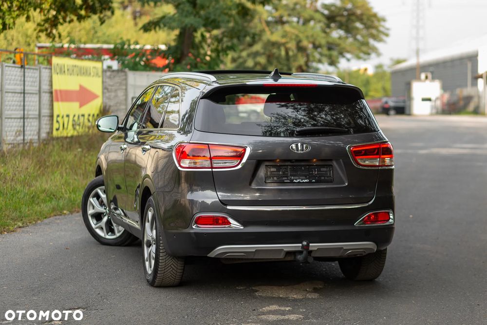 Kia Sorento - 12