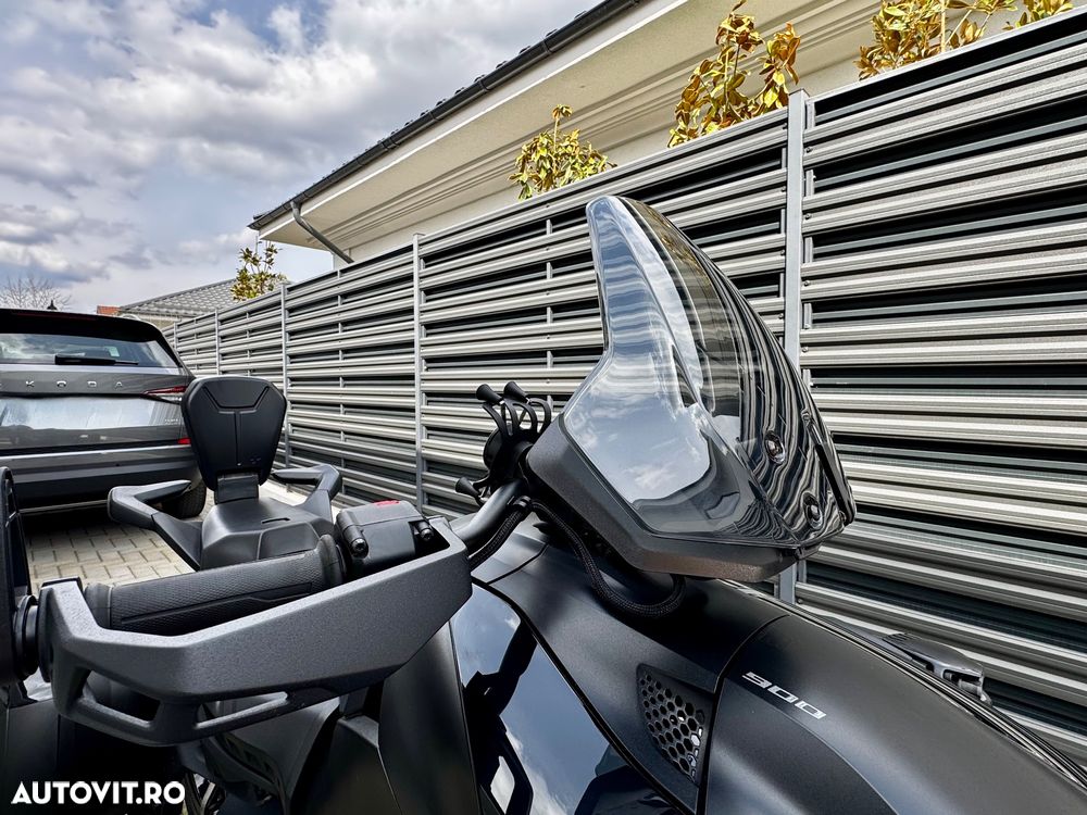 Can-Am Ryker 900 - 11