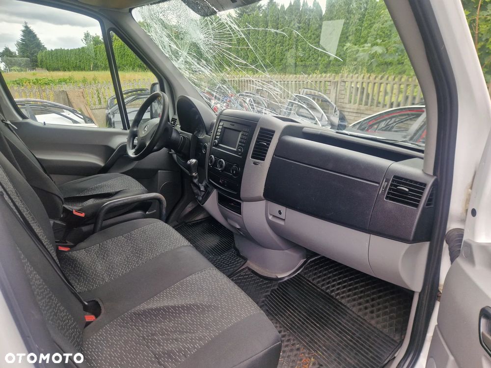 Mercedes-Benz SPRINTER - 19