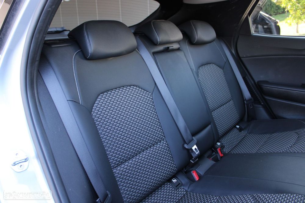 Kia XCeed 1.6 GDi PHEV First Edition+SRF - 22