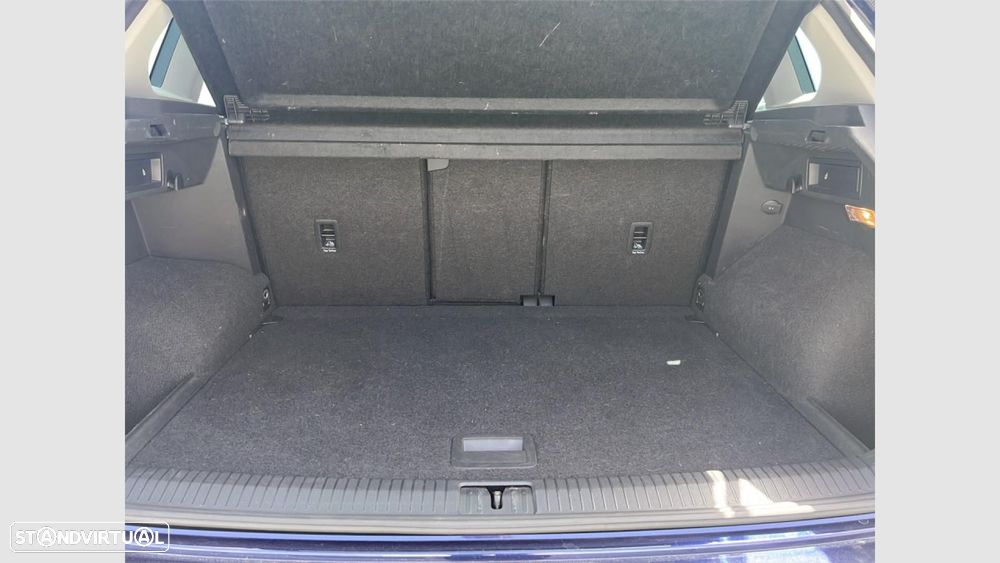 VW Tiguan 2.0 TDI Highline DSG - 17