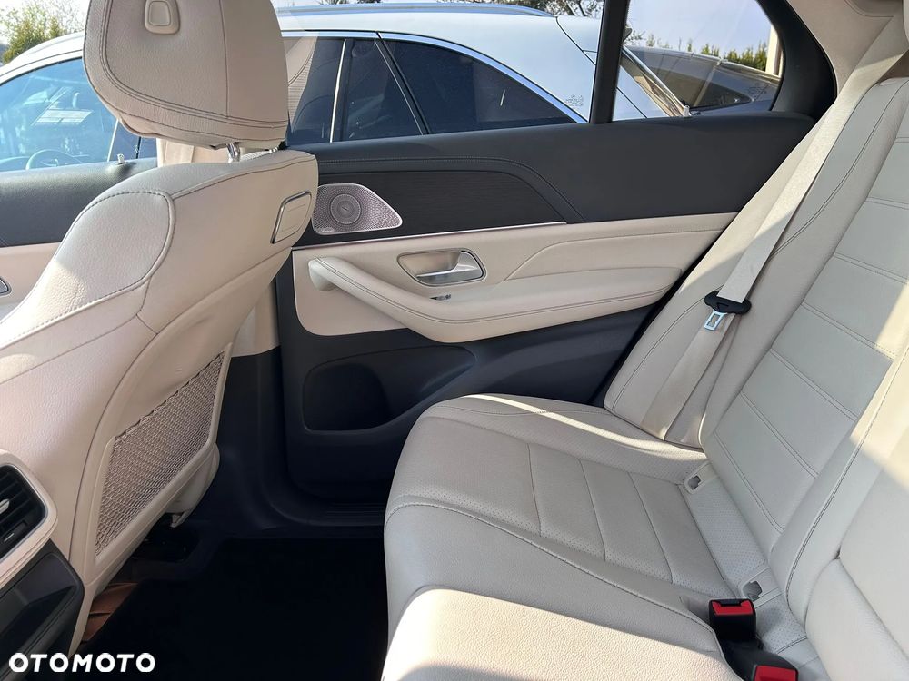 Mercedes-Benz GLE - 21