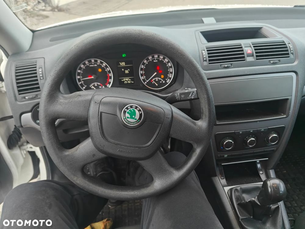 Skoda Octavia 1.6 TDI DPF Ambition - 26