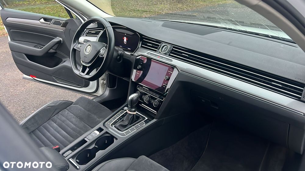 Volkswagen Passat 2.0 TDI SCR DSG Highline - 7