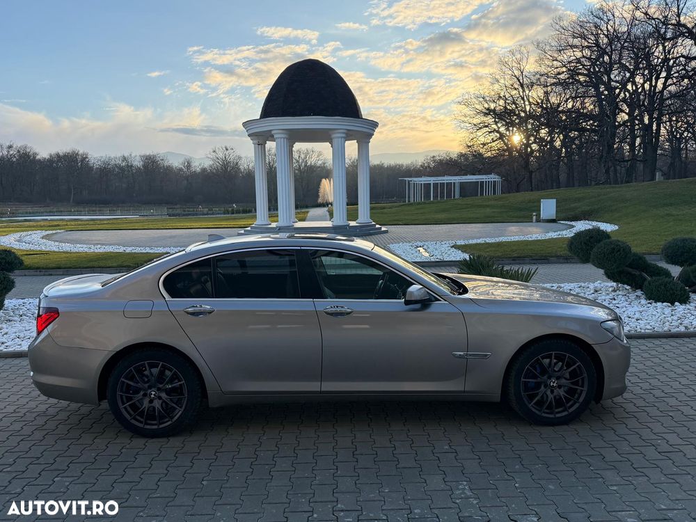 BMW Seria 7 740d xDrive - 1