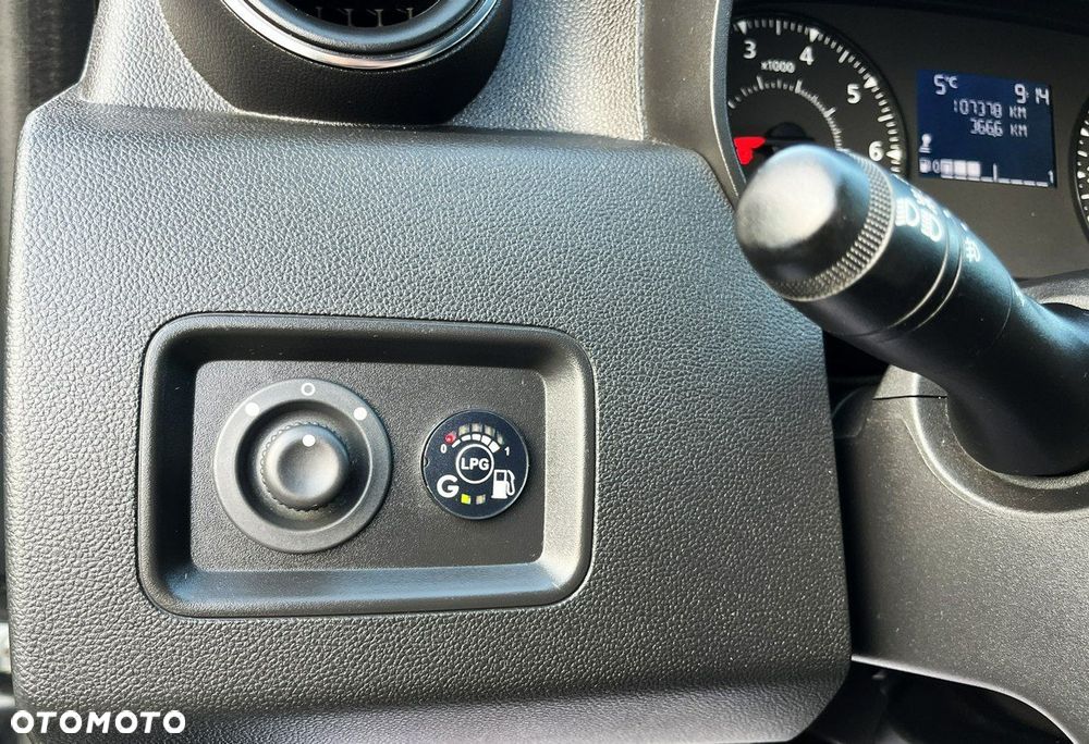 Dacia Duster SCe 115 2WD Comfort - 29