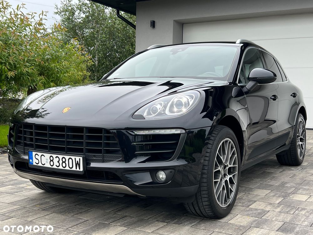 Porsche Macan - 1