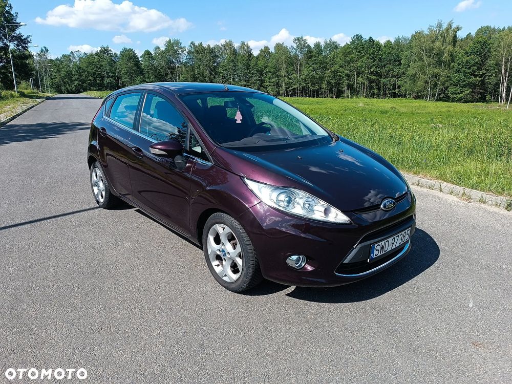 Ford Fiesta 2009 photo 3