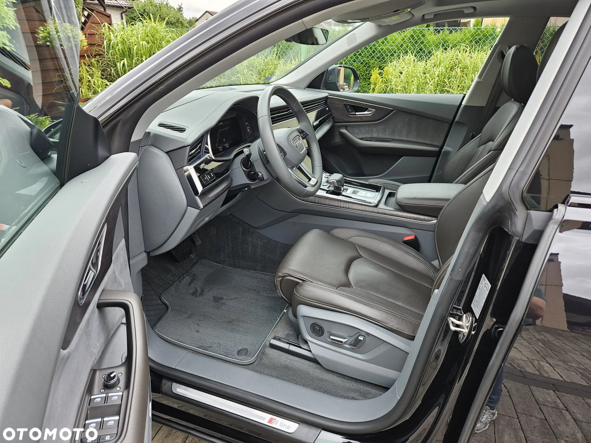 Audi Q8 - 10