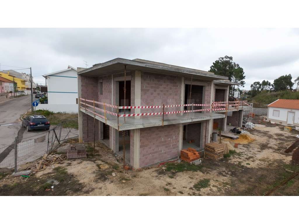 Moradia T4 Nova, para venda a 5min. do centro das Caldas da Rainha - Grande imagem: 5/17