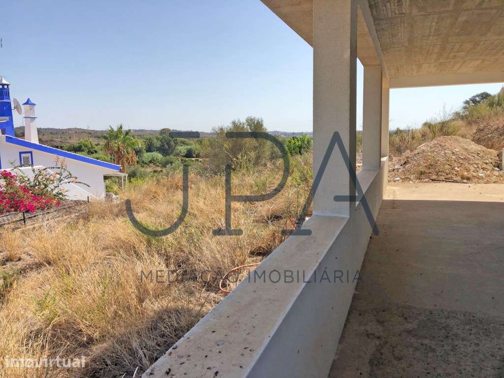 A estrear- Rio Seco - Moradia T3 com ampla cave e sótão - Grande imagem: 5/26