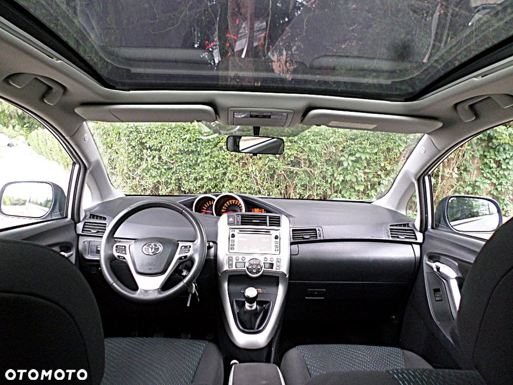 Toyota Verso 1.8 5-Sitzer Executive - 8