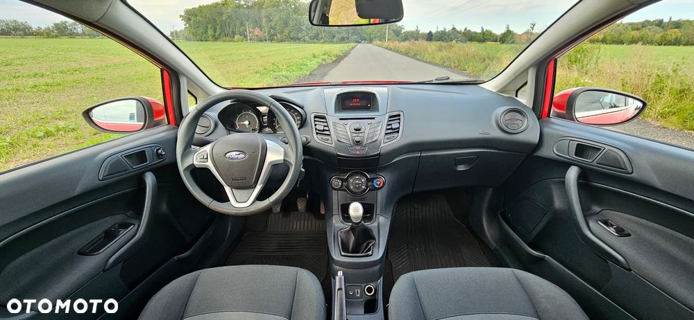 Ford Fiesta 1.25 Ambiente EU5 - 13