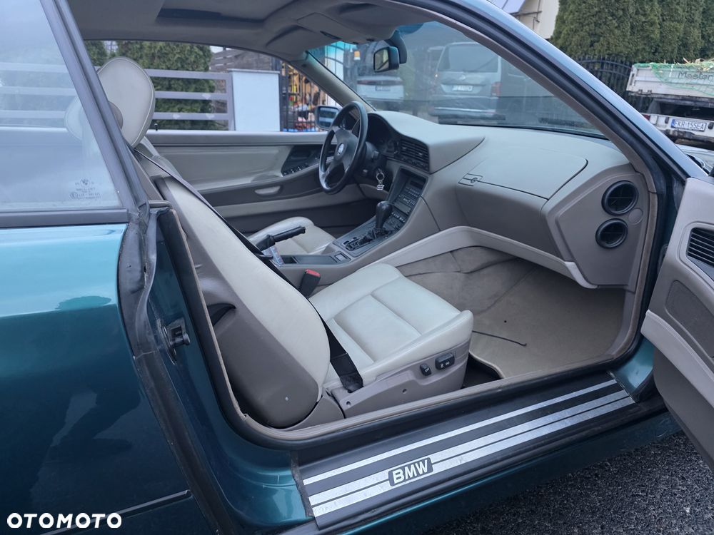 BMW Seria 8 - 1
