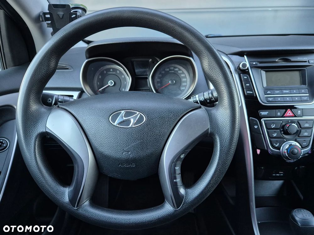 Hyundai i30 1.4 Premium - 14
