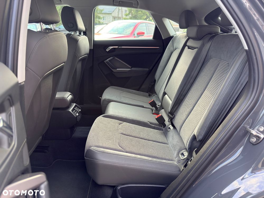 Audi Q3 Sportback 35 TDI S tronic S line - 12