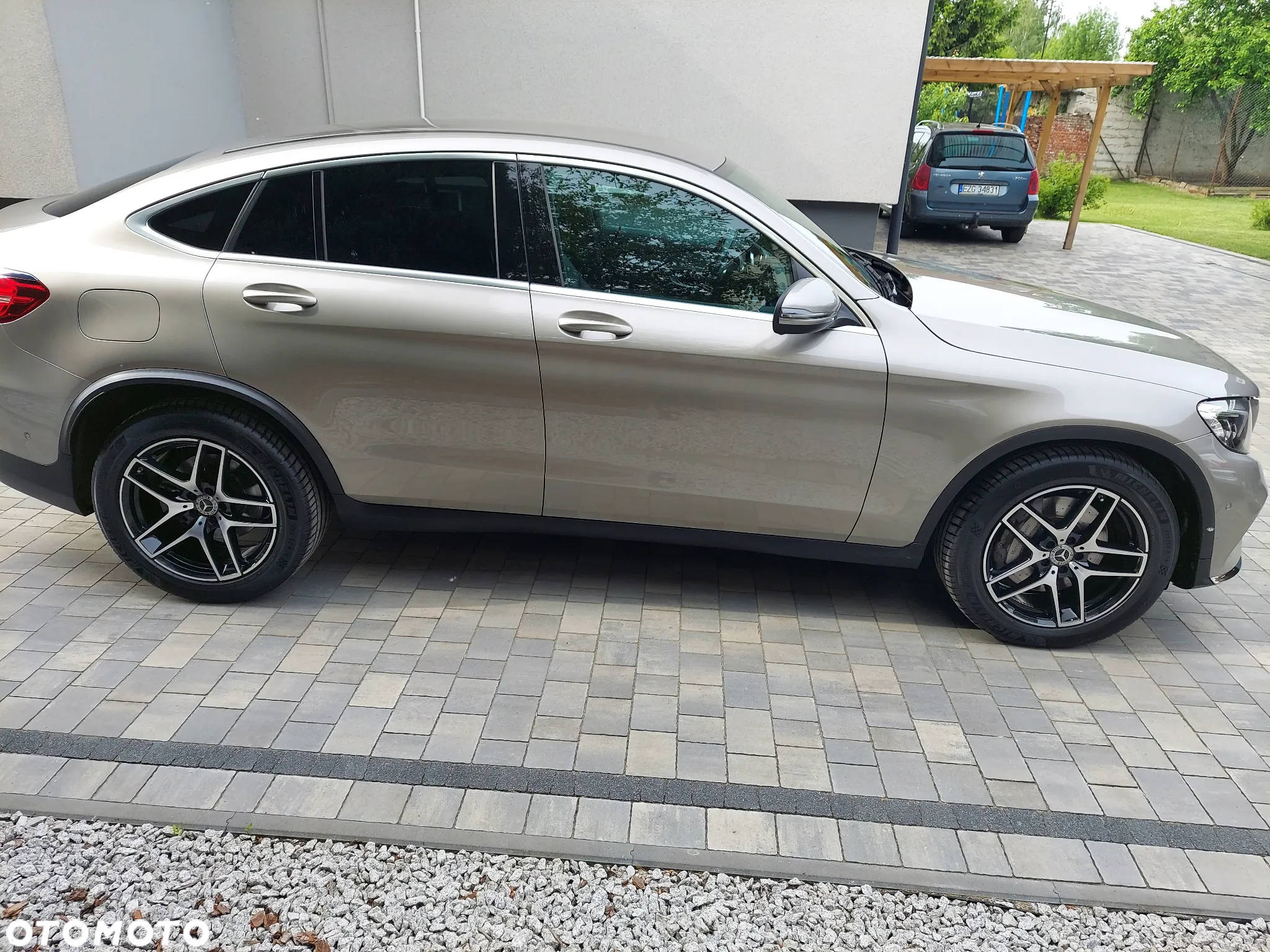 Mercedes-Benz GLC Coupe 220 d 4-Matic - 4