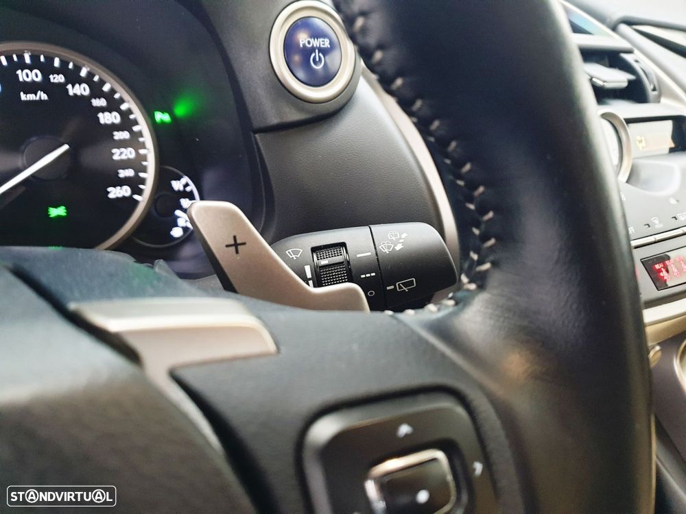 Lexus NX 300h Executive+ - 19