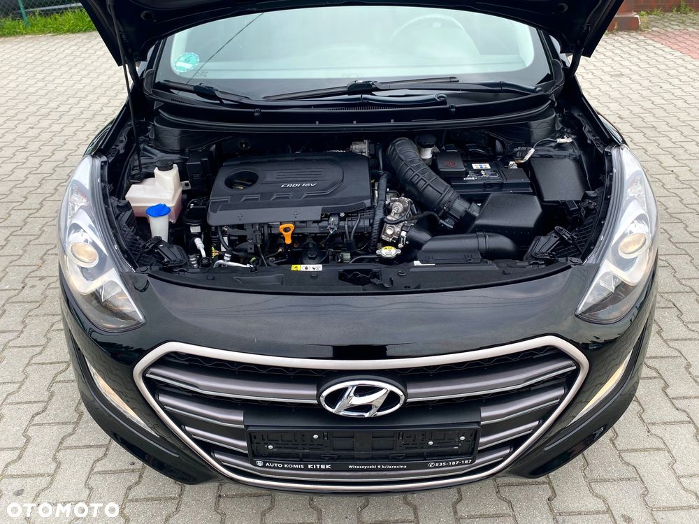 Hyundai i30 - 23