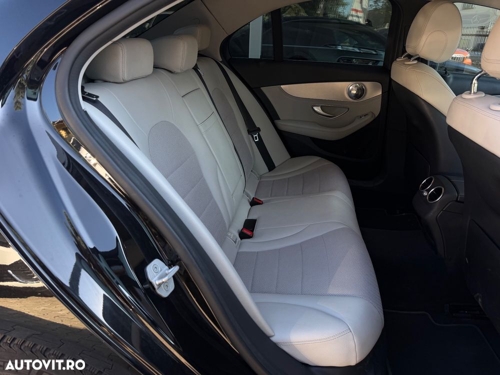 Mercedes-Benz C 180 7G-TRONIC - 12
