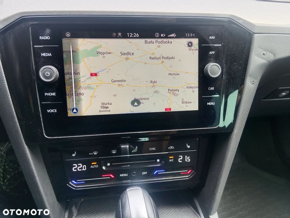 Volkswagen Passat 2.0 TDI Business DSG - 8