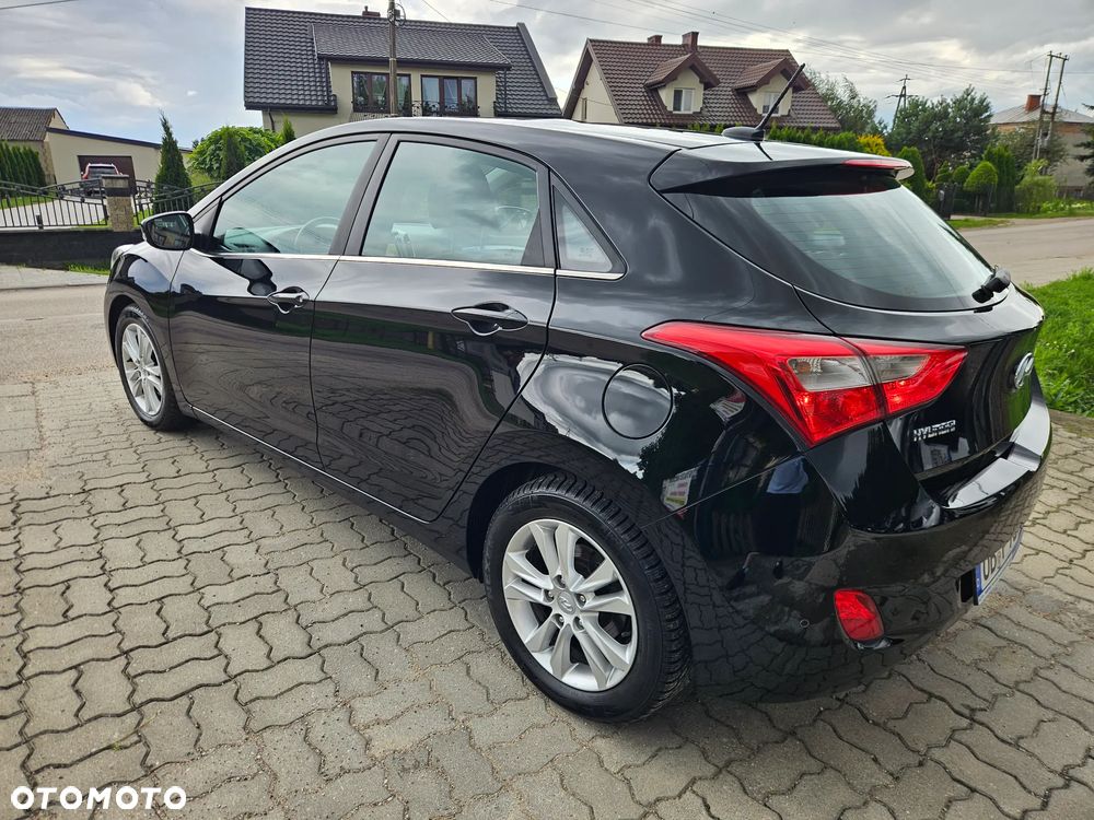 Hyundai i30 i30cw 1.4 Edition Plus - 13