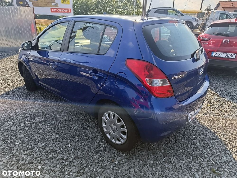 Hyundai i20 - 3