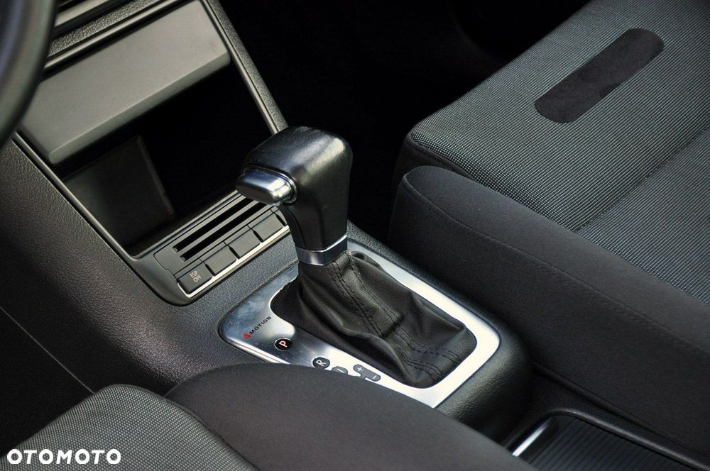 Volkswagen Tiguan - 35