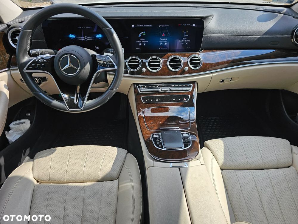 Mercedes-Benz Klasa E 200 d Exclusive - 11