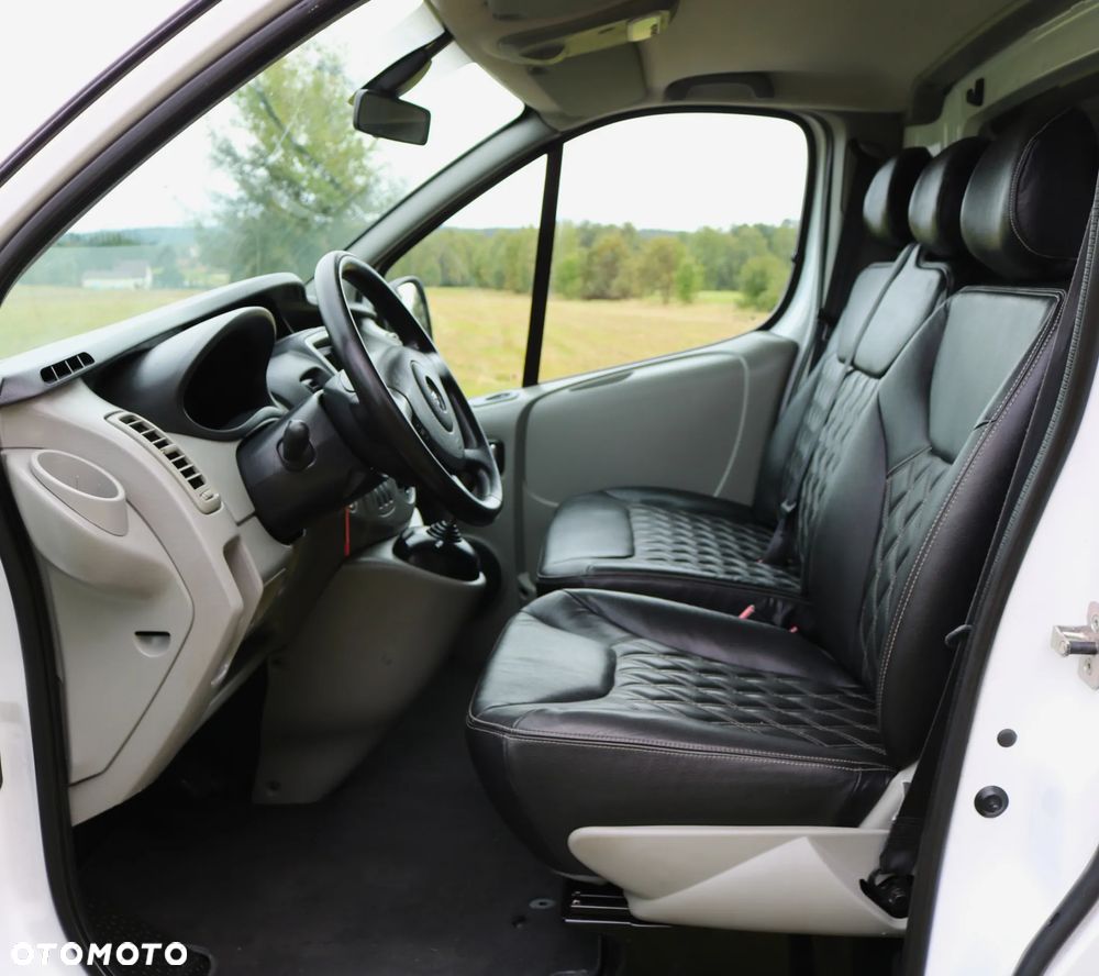 Opel Vivaro - 17