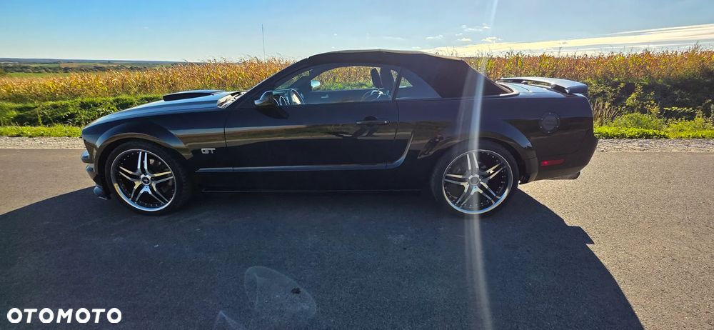 Ford Mustang - 28