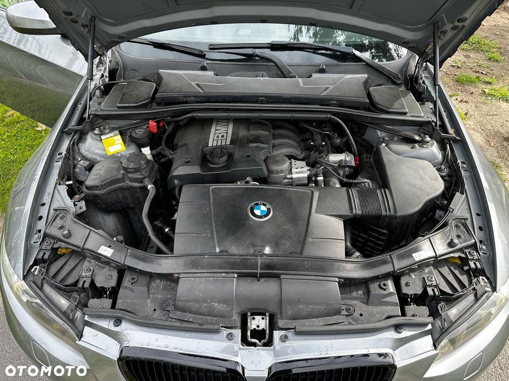 BMW Seria 3 320i M Sport Edition - 34