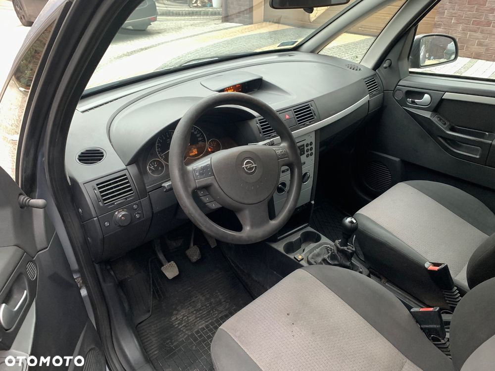 Opel Meriva 1.6 16V Essentia - 6