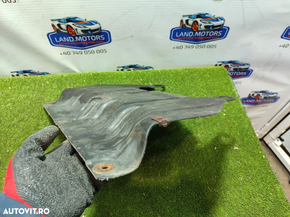 SCUT CUTIE DE VITEZE BMW SERIA 4 M-PACHET 420D F32 / F33 / F36 2.0 DIESEL 2013 COD OEM 6850067 / 51164310 / COUPE 2013-2021 - 6