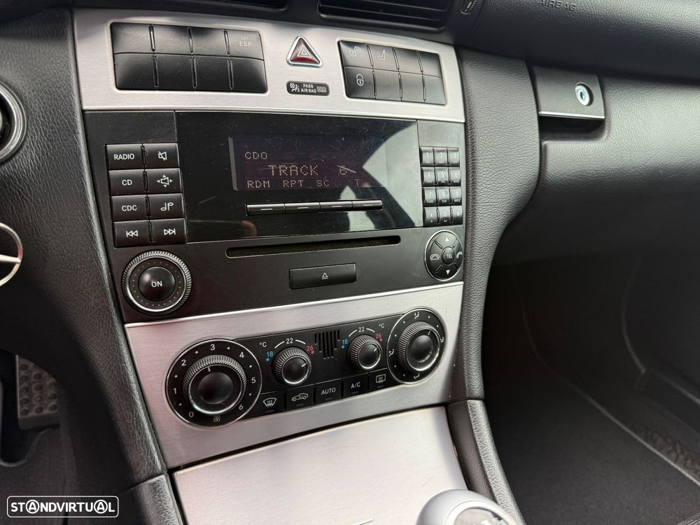 Mercedes-Benz C 200 - 12