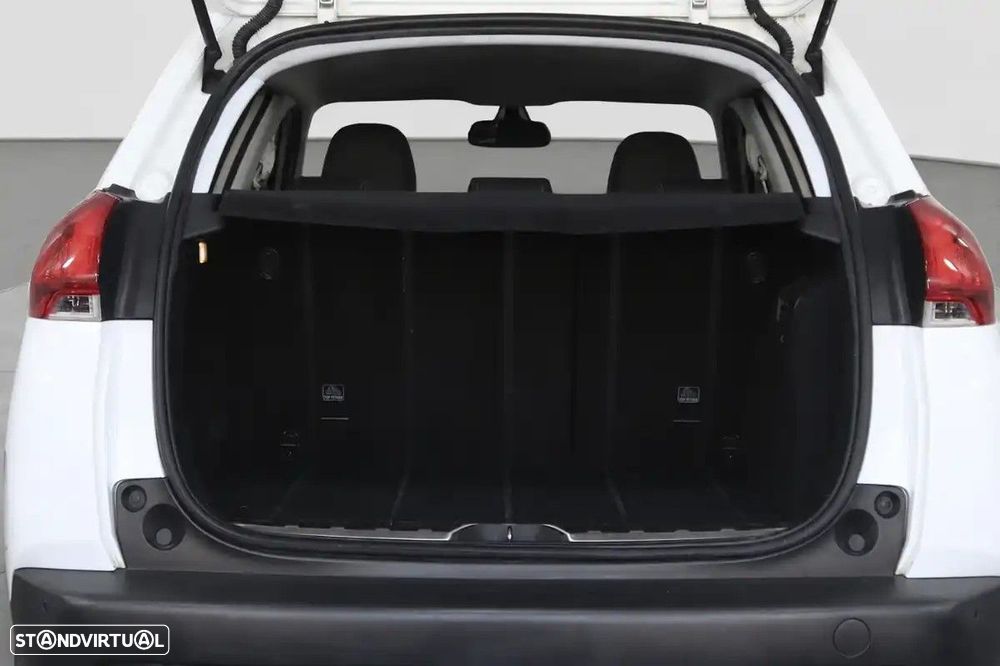 Peugeot 2008 1.2 PureTech Allure - 16