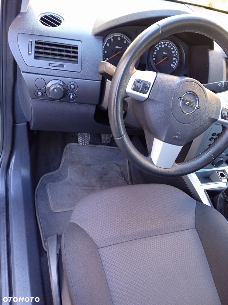 Opel Astra 1.6 - 6