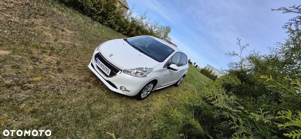 Peugeot 208 PureTech 82 Winter Edition - 1