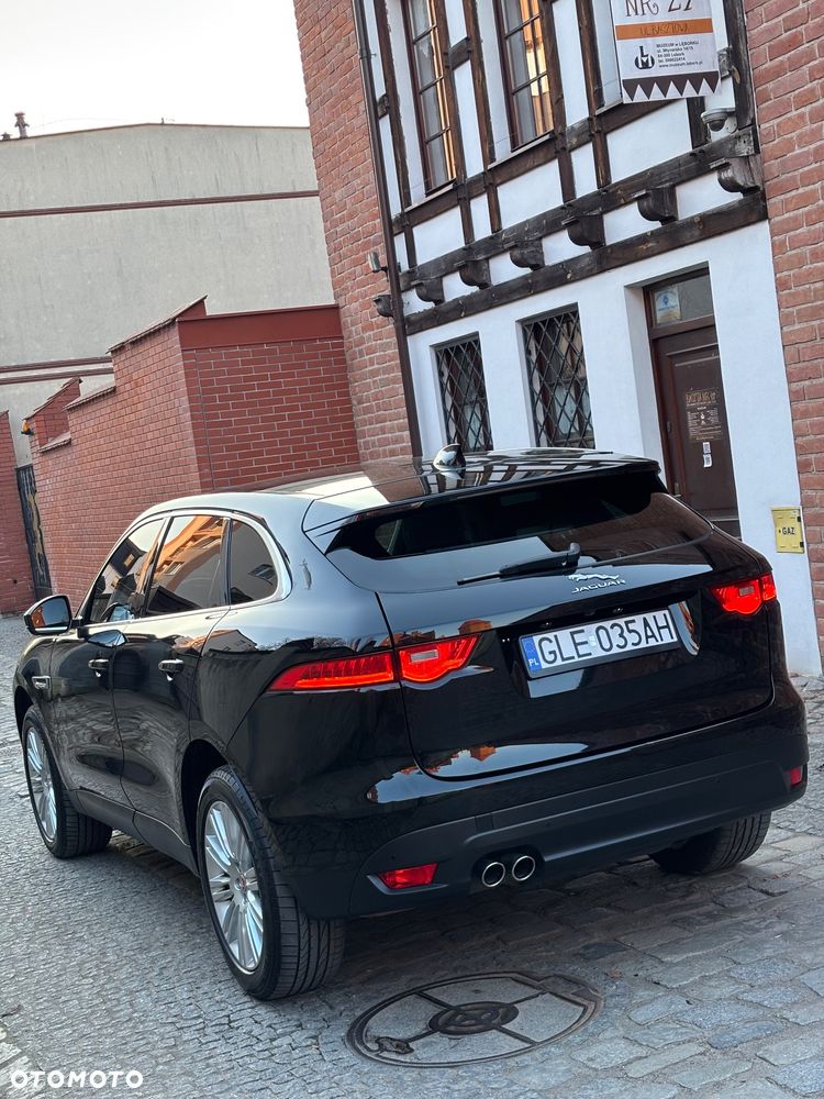 Jaguar F-Pace 2.0 i4D AWD Prestige - 8