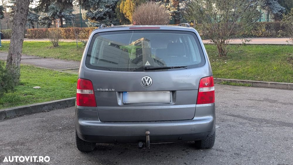 Volkswagen Touran 1.9TDI Highline - 5