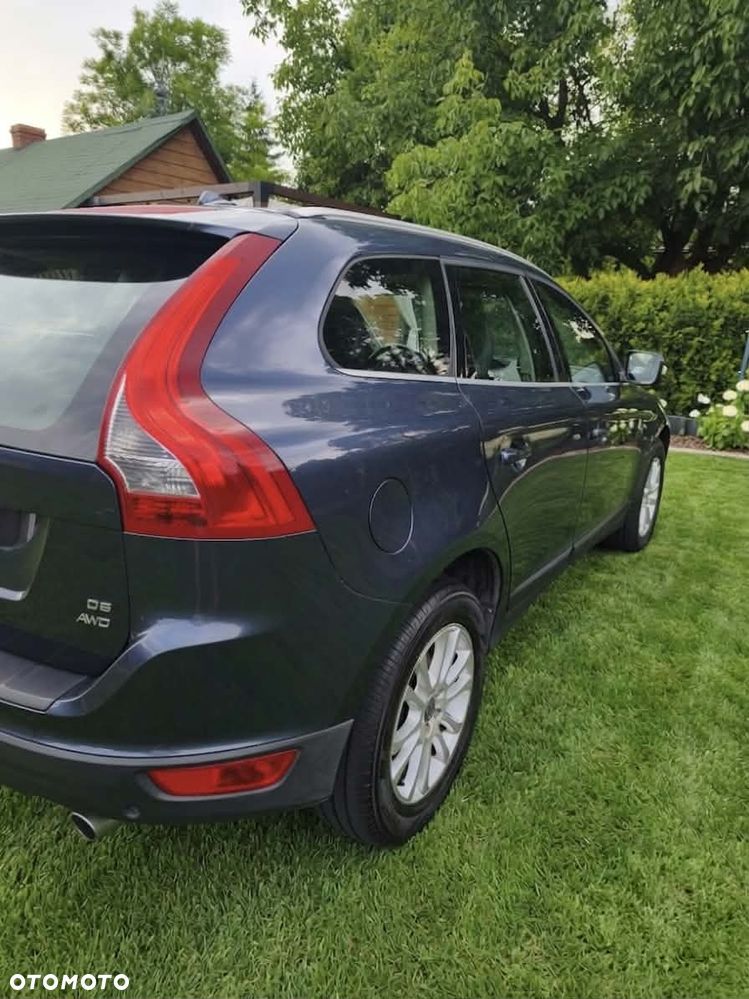 Volvo XC 60 D5 AWD - 2