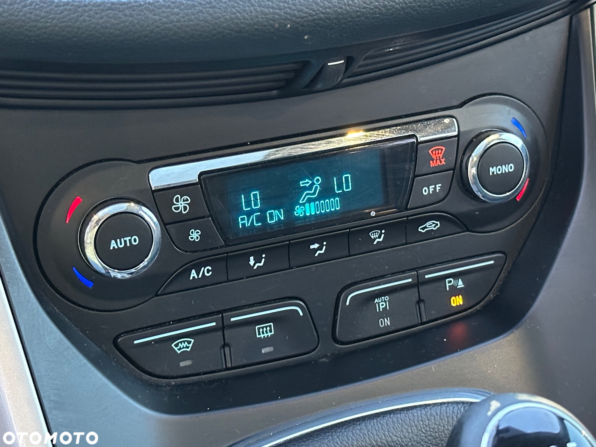 Ford Grand C-MAX 1.6 EcoBoost Trend ASS - 37