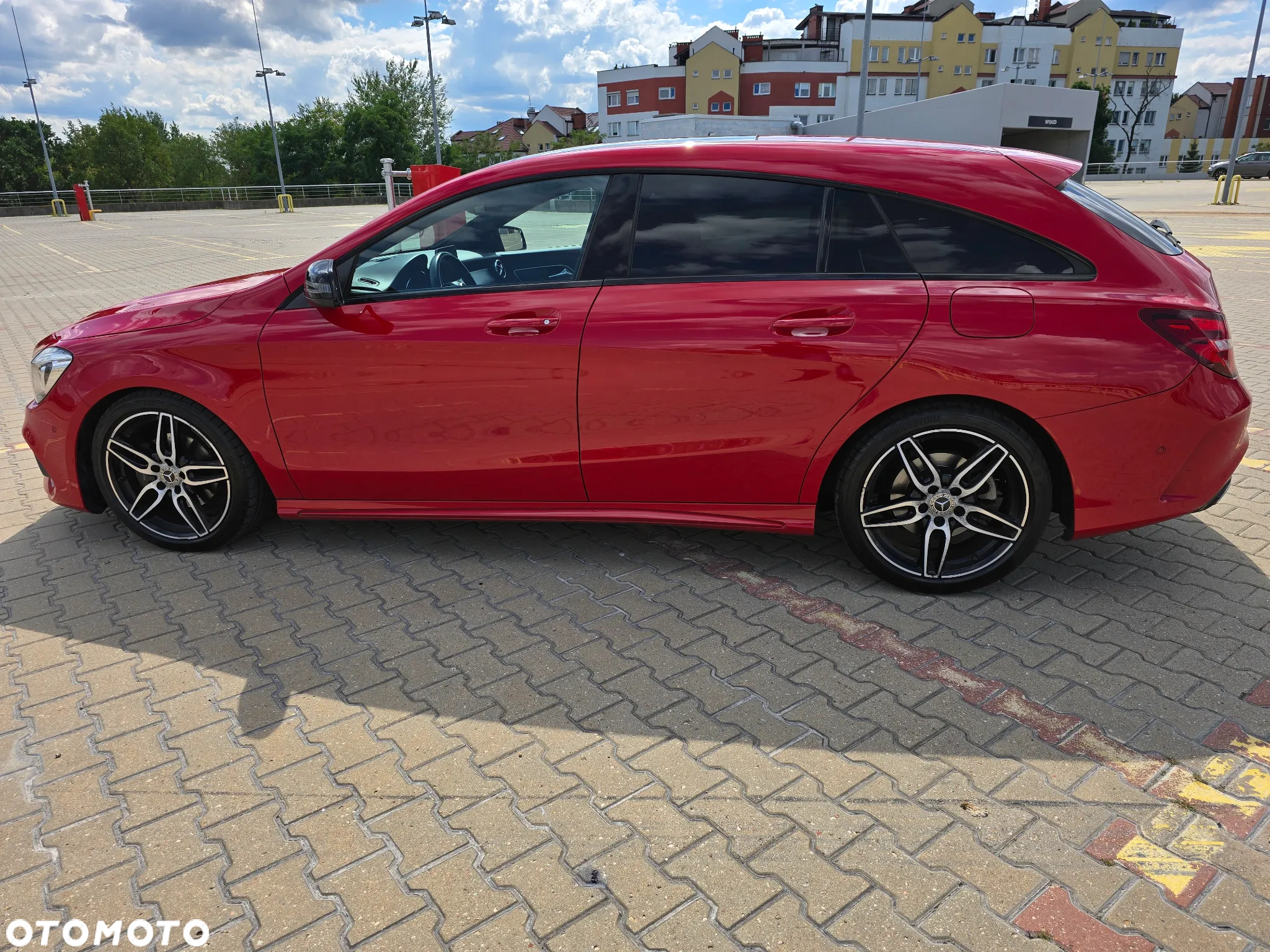 Mercedes-Benz CLA 180 7G-DCT AMG Line - 11