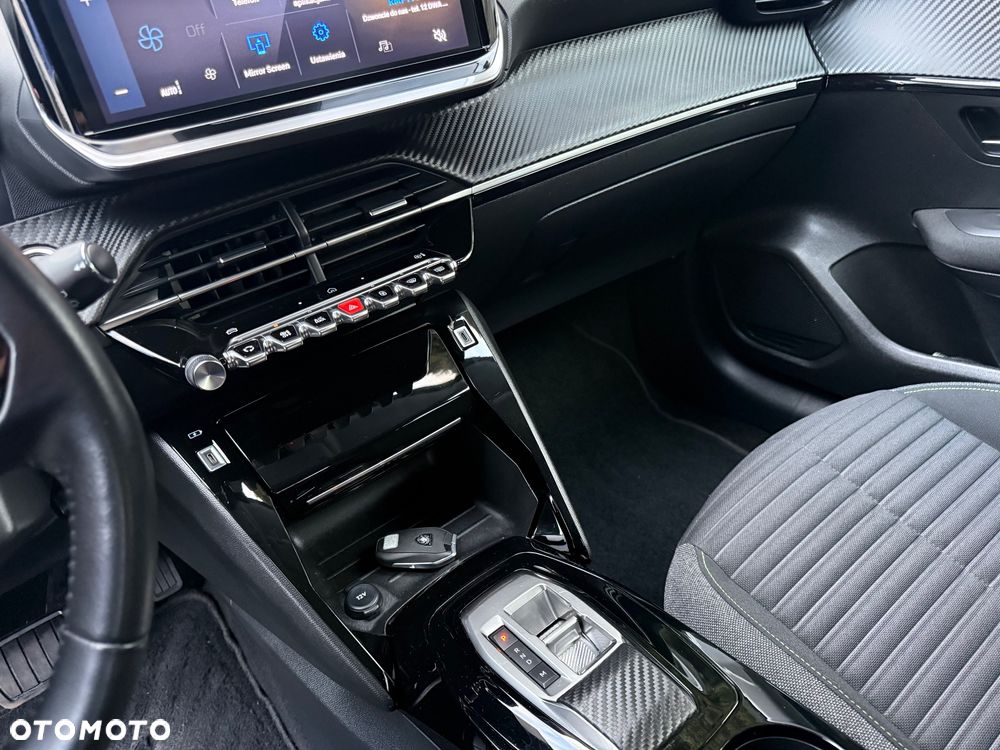 Peugeot 208 Hybrid 100 e-DSC6 Allure - 14