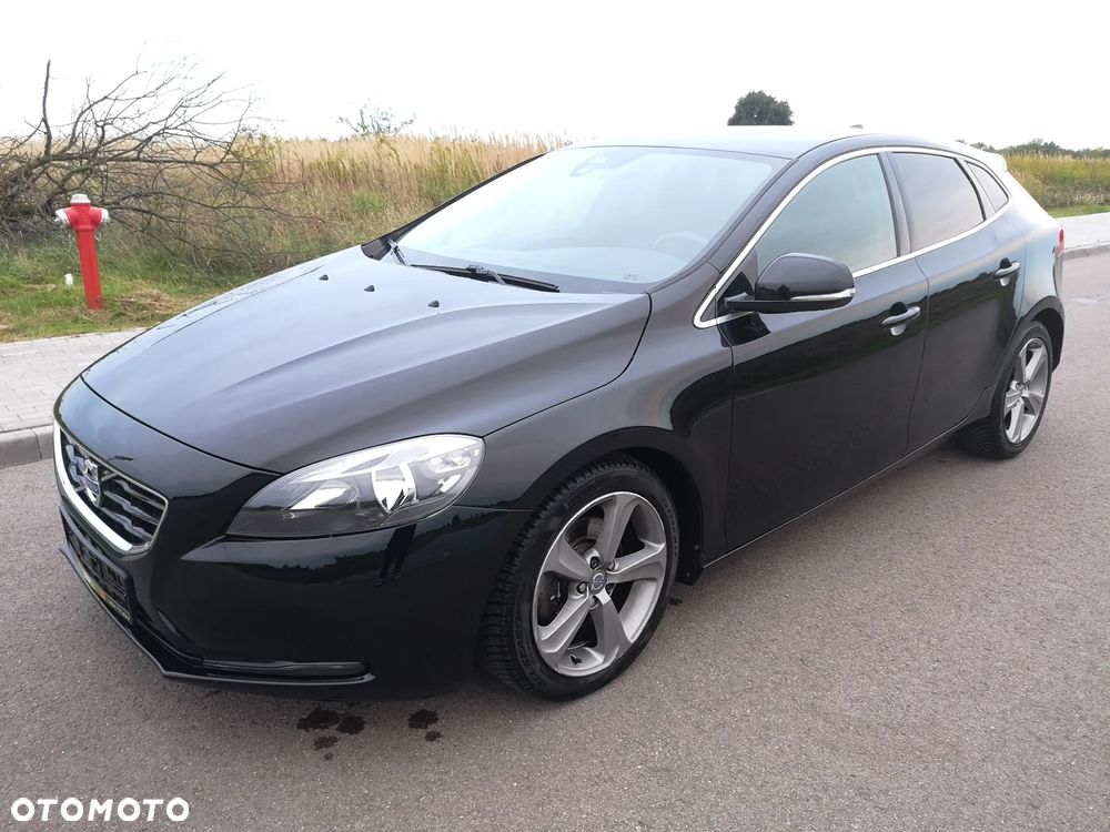 Volvo V40 T3 Momentum - 35