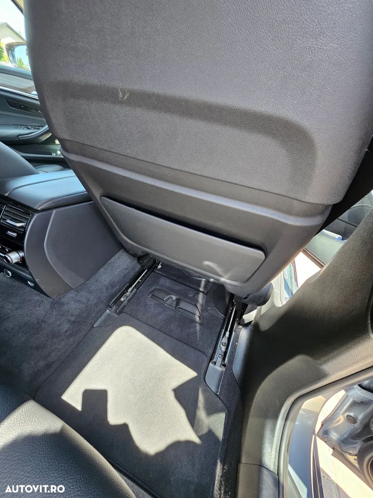 BMW Seria 5 530d xDrive Aut. M Sport Edition - 14