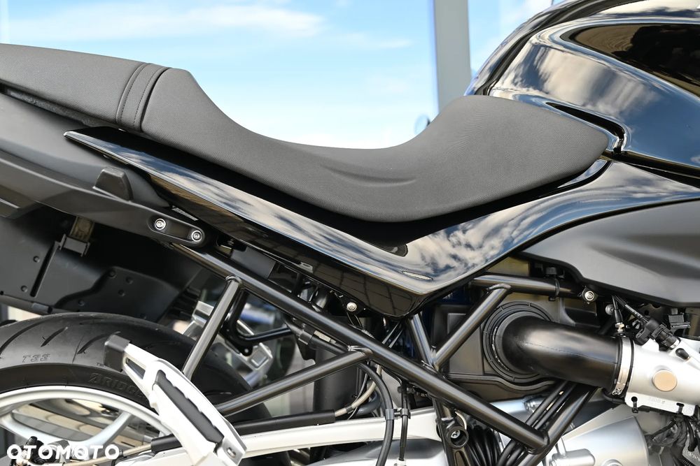BMW R - 19
